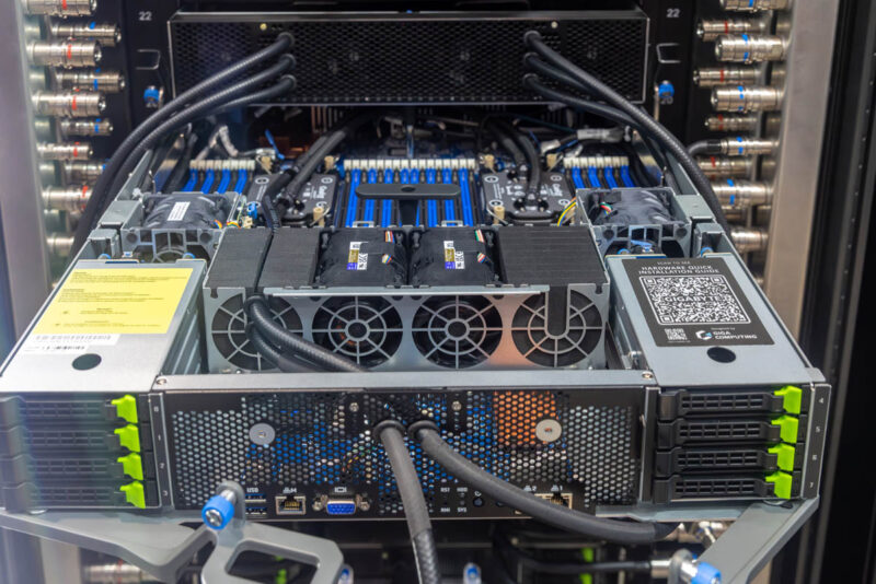 Gigabyte GTC25 Gigapod Liquid Cooled 12